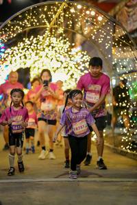 BIB: 1615, 18781
                            <button type="button" onclick="openModal(24742339)" class="btn btn-primary btn-sm float-right btn-popup" data-toggle="modal" data-target=".modal-high-quality">
                        <i class="fas fa-shopping-cart"></i> Add to Cart
                    </button>
                                            <button type="button" onclick="isThisMe(24742339, true)" class="btn btn-success btn-sm float-right btn-popup btn-isme hidden" data-toggle="tooltip" data-placement="bottom" title="นี่คือรูปของคุณใช่ไหม คลิกที่นี่เพื่อเอาเข้าอัลบั้ม">
                        <i class="fas fa-plus"></i> Add to album
                    </button>
                    <button type="button" onclick="isThisMe(24742339, false)" class="btn btn-warning btn-sm float-right btn-popup btn-isnotme hidden">
                        <i class="fas fa-ban"></i> Remove from album
                    </button>